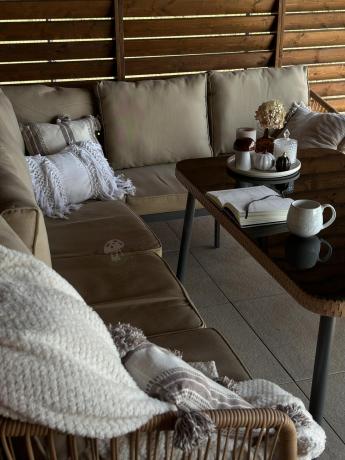 Modułowy narożnik na taras z fotelem i stołem 120cm Postigo Corner XL Nature