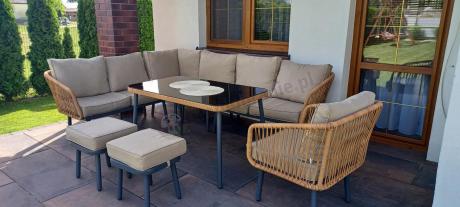 Modułowy narożnik na taras z fotelem, pufami i stołem 120cm Postigo Corner XL Nature