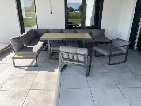 Modułowy narożnik ogrodowy ze stołem obiadowym, fotelami i pufami - Panaon Corner XXL - WG