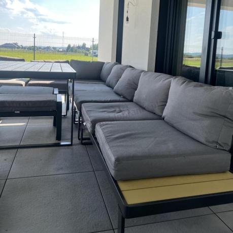 Modułowy narożnik ogrodowy ze stołem obiadowym, fotelami i pufami - Panaon Corner XXL - WG