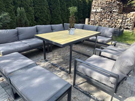 Modułowy narożnik ogrodowy ze stołem obiadowym, fotelami i pufami - Panaon Corner XXL - WG