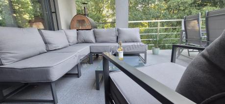 Narożne meble ogrodowe modułowe ze stolikiem i fotelem Trapeno 5 modułów