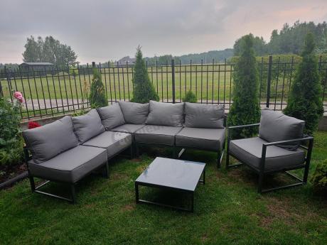 Narożne meble ogrodowe modułowe ze stolikiem i fotelem Trapeno 5 modułów