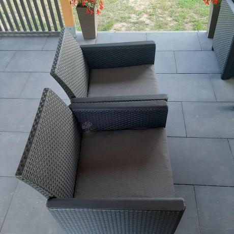 Narożnik dla 10 osób 172 x 272cm ze stolikiem podnoszonym i trzema fotelami - grafitowy