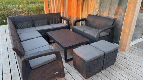 Narożnik do ogrodu Relly VII grafit ze stołem podnoszonym i fotelem + pufy