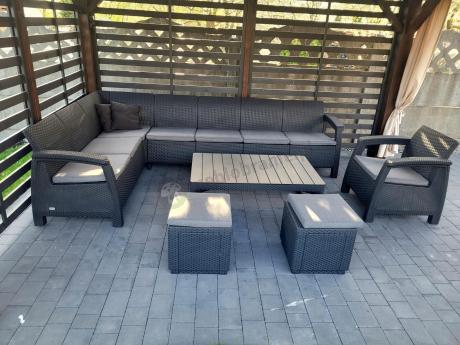 Narożnik do ogrodu Relly VII grafit ze stołem podnoszonym i fotelem + pufy