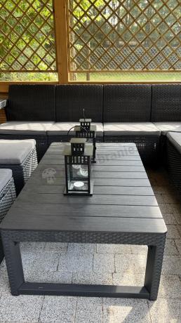 Narożnik do ogrodu Relly VII grafit ze stołem podnoszonym i fotelem + pufy