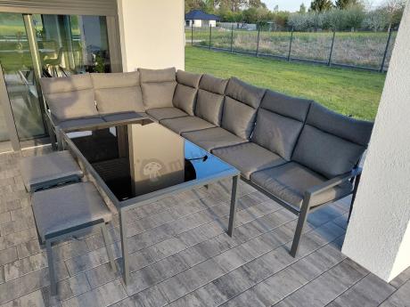 Narożnik na taras na metalowym stelażu ze stołem 160cm i pufami - Doros Corner XXL - Dark Grey