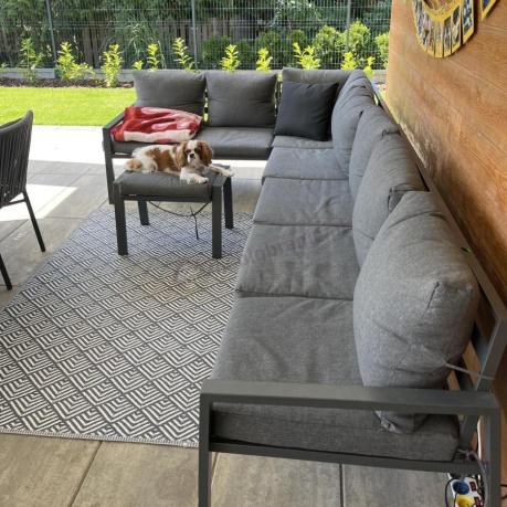 Narożnik na taras na metalowym stelażu ze stołem 160cm i pufami - Sodor Corner XXL - Dark Grey