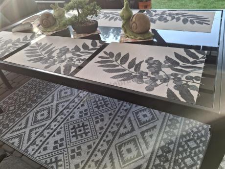 Narożnik na taras na metalowym stelażu ze stołem 160cm i pufami - Sodor Corner XXL - Dark Grey