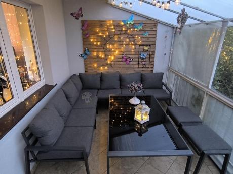 Narożnik na taras na metalowym stelażu ze stołem 160cm i pufami - Sodor Corner XXL - Dark Grey