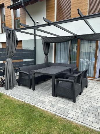 Narożnik na taras Rellme VI ze stołem obiadowym i 2 fotelami grafit