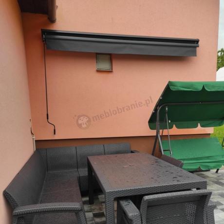 Narożnik na taras Rellme VI ze stołem obiadowym i 2 fotelami grafit