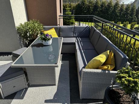 Narożnik na taras z wysokim stołem Cofete Light Grey technorattan