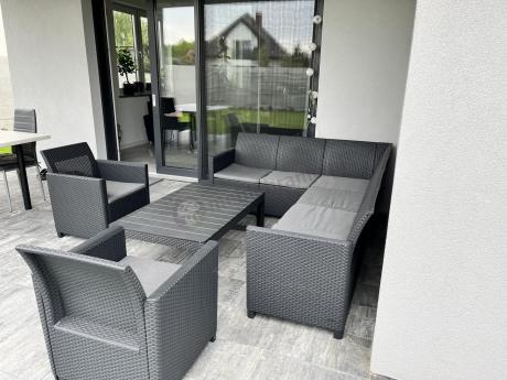 Narożnik ogrodowy 172 x 222cm stół podnoszony i dwoma fotelami - grafitowy