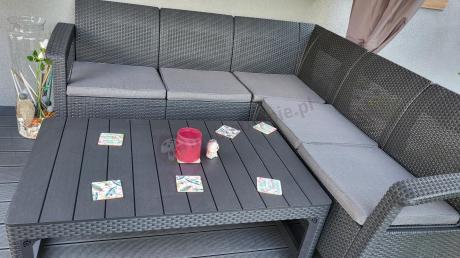 Narożny zestaw mebli do ogrodu