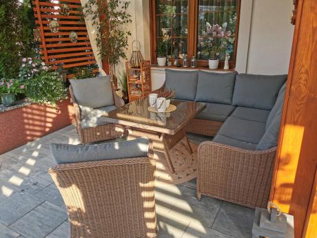 Narożnik ogrodowy technorattan 207x207cm z wysokim stołem Novici - Brown