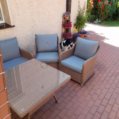 Narożnik ogrodowy technorattan 207x207cm z wysokim stołem Novici - Brown