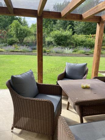 Narożnik ogrodowy technorattan 207x207cm z wysokim stołem Novici - Brown