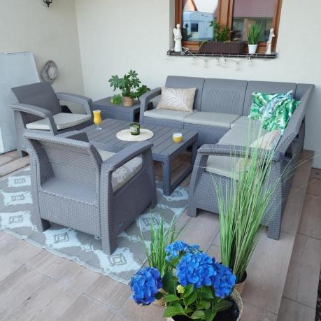 Narożnik ogrodowy z podnoszonym stołem Relly z dwoma fotelami cappuccino