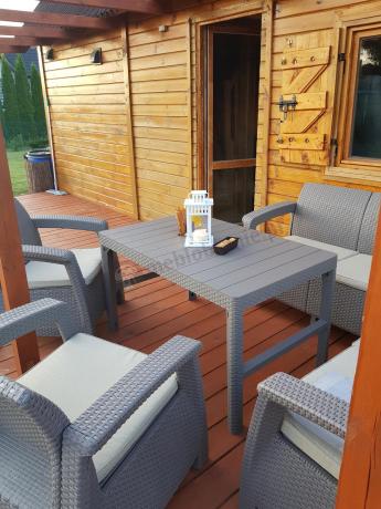 Narożnik ogrodowy z podnoszonym stołem Relly z dwoma fotelami cappuccino