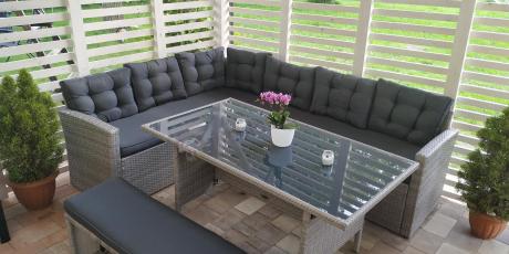 Jasnoszary narożnik ogrodowy technorattan