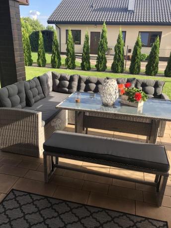 Jasnoszary narożnik ogrodowy technorattan