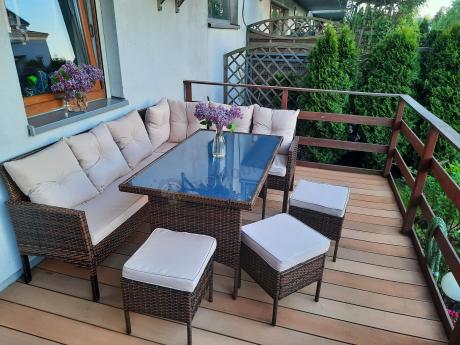 Narożnik ogrodowy z wysokim stołem 120cm i 3 pufami Torino Corner Carmel