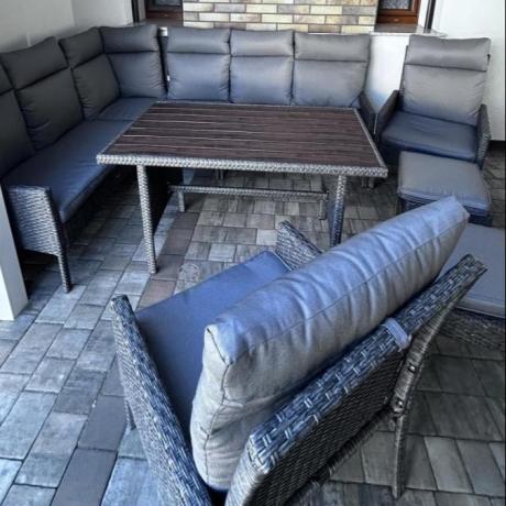 Narożnik ogrodowy z wysokim stołem polywood i dwoma fotelami Lirata Corner – Anthracite