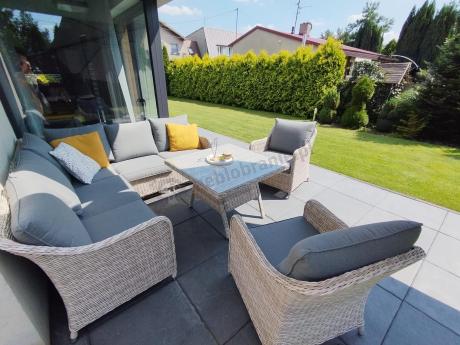 Narożnik tarasowy 207x207cm ze stołem obiadowym 95x95cm i fotelami Novici - Creme