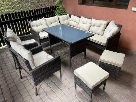 Narożnik technorattan 10 miejsc ze stołem obiadowym Perata Corner Plus Brown