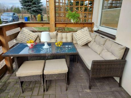 Narożnik technorattan 8 miejsc ze stołem obiadowym Perata Corner Brown