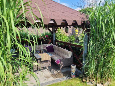 Narożnik technorattan 8 miejsc ze stołem obiadowym Perata Corner Brown