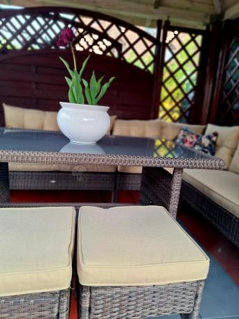 Narożnik technorattan 8 miejsc ze stołem obiadowym Perata Corner Brown