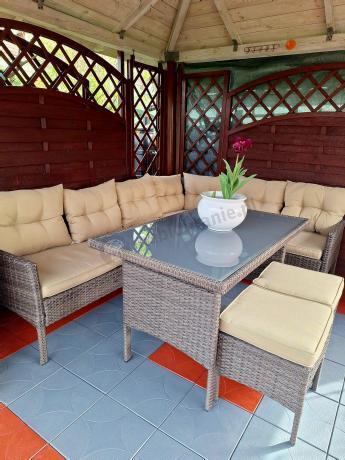 Narożnik technorattan 8 miejsc ze stołem obiadowym Perata Corner Brown