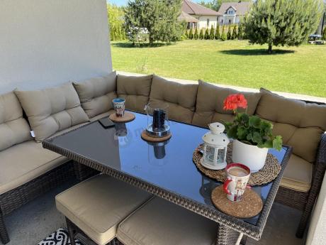 Narożnik technorattan 8 miejsc ze stołem obiadowym Perata Corner Brown