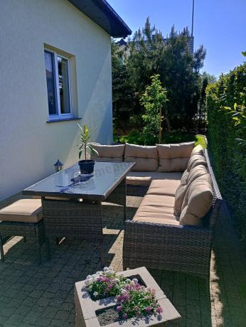 Narożnik technorattan 8 miejsc ze stołem obiadowym Perata Corner Brown