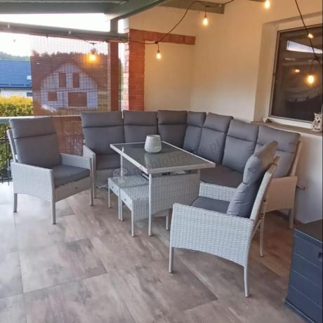 Narożnik technorattan ze stołem 120x70cm, dwoma fotelami i pufami Lirata Corner Light Grey
