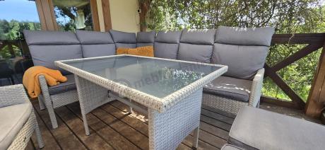 Narożnik technorattan ze stołem 120x70cm, dwoma fotelami i pufami Lirata Corner Light Grey