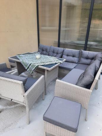 Narożnik technorattan ze stołem 120x70cm i fotelami Perata Corner Plus Light Grey