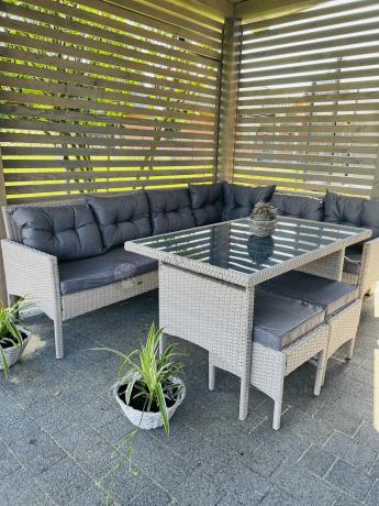 Narożnik technorattan ze stołem 120x70cm i pufami Perata Corner Grey