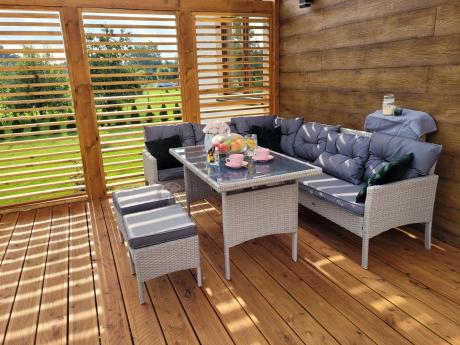 Narożnik technorattan ze stołem 120x70cm i pufami Perata Corner Light Grey