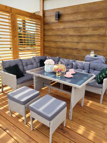 Narożnik technorattan ze stołem 120x70cm i pufami Perata Corner Light Grey