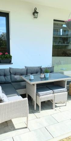 Narożnik technorattan ze stołem 120x70cm i pufami Perata Corner Light Grey