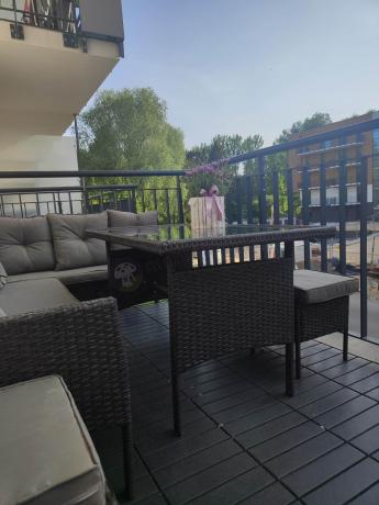 Narożnik z technorattanu 190x140cm z wysokim stołem i 3 pufami Torino Corner Anthracite