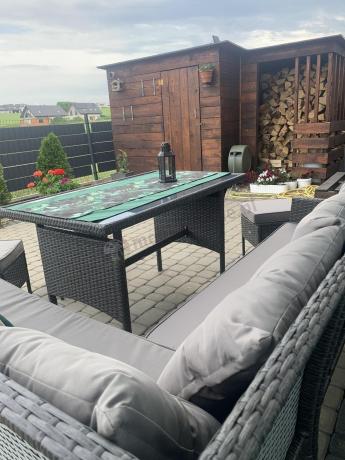 Narożnik z technorattanu 190x140cm z wysokim stołem i 3 pufami Torino Corner Anthracite