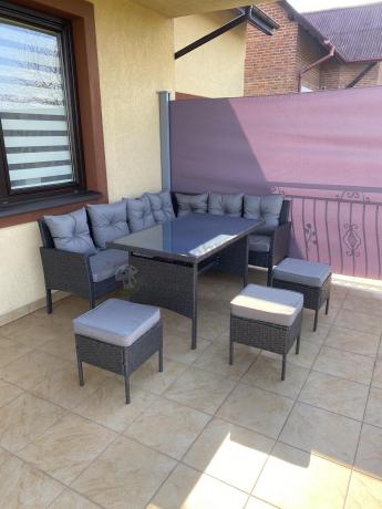 Narożnik z technorattanu 190x140cm z wysokim stołem i 3 pufami Torino Corner Anthracite