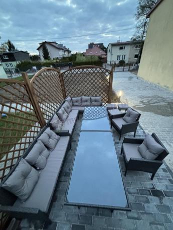 Narożnik z technorattanu 190x140cm z wysokim stołem i 3 pufami Torino Corner Anthracite