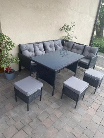 Narożnik z technorattanu 190x140cm z wysokim stołem i 3 pufami Torino Corner Anthracite