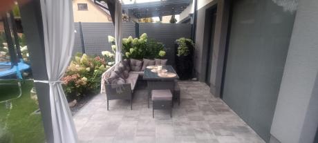 Narożnik z technorattanu 190x140cm z wysokim stołem i 3 pufami Torino Corner Anthracite